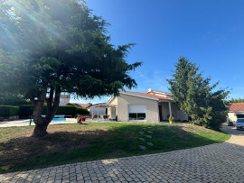 
                                                                                        Vente
                                                                                         Maison - 4 chambres - Terrain avec piscine