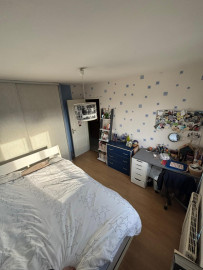 
                                                                                        Vente
                                                                                         Maison - 4 chambres - Terrain avec piscine