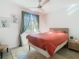 
                                                                                        Vente
                                                                                         Maison 4 chbres avec piscine centre ville