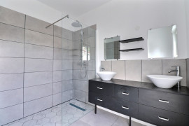 
                                                                                        Vente
                                                                                         Maison 4 pièces - 101 m² - Mérignac