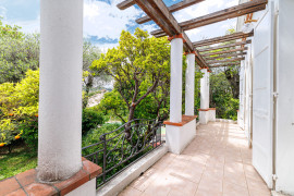 
                                                                                        Vente
                                                                                         Maison  - 4 pièces  - 220.9 m²