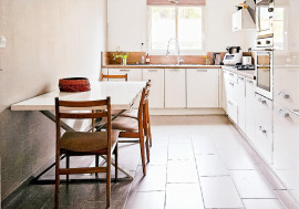 
                                                                                        Vente
                                                                                         Maison 4 pièces