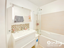 
                                                                                        Vente
                                                                                         Maison 4 pièces