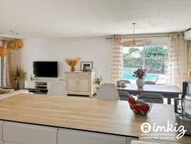 
                                                                                        Vente
                                                                                         Maison 4 pièces