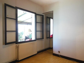 
                                                                                        Vente
                                                                                         Maison 4 pièces