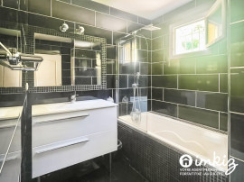 
                                                                                        Vente
                                                                                         Maison 4 pièces