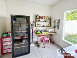 
                                                                                        Vente
                                                                                         Maison 4 pièces