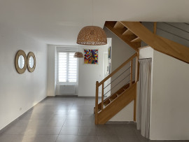 
                                                                                        Location
                                                                                         Maison 4 pièces