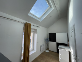 
                                                                                        Location
                                                                                         Maison 4 pièces