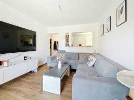 
                                                                                        Vente
                                                                                         Maison 4 pièces