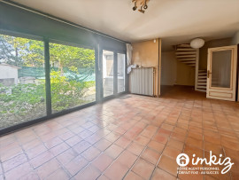 
                                                                                        Vente
                                                                                         Maison 4 pièces