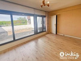 
                                                                                        Vente
                                                                                         Maison 4 pièces