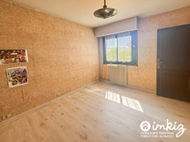
                                                                                        Vente
                                                                                         Maison 4 pièces