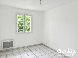 
                                                                                        Vente
                                                                                         Maison 4 pièces