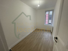 
                                                                                        Location
                                                                                         Maison 4 pièces 84 m2 rénové dans un secteur recherché de SAINT-QUENTIN