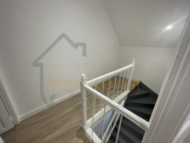 
                                                                                        Location
                                                                                         Maison 4 pièces 84 m2 rénové dans un secteur recherché de SAINT-QUENTIN