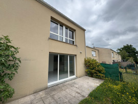 
                                                                                        Vente
                                                                                         MAISON 4 PIECES - 90m2