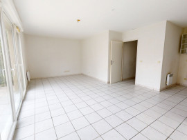 
                                                                                        Vente
                                                                                         MAISON 4 PIECES - 90m2