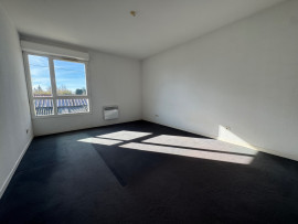 
                                                                                        Vente
                                                                                         MAISON 4 PIECES - 90m2