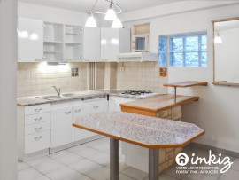 
                                                                                        Vente
                                                                                         Maison 4 pièces avec terrasse