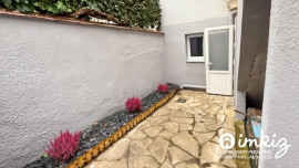 
                                                                                        Vente
                                                                                         Maison 4 pièces Colombes