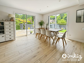Vente
Maison 4 pièces dans un quartier calme avec piscin