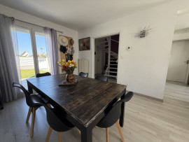 
                                                                                        Vente
                                                                                         Maison 4 pièces de 82 m2