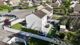 
                                                                                        Vente
                                                                                         Maison 4 pièces de 82 m2