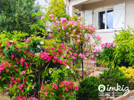 
                                                                                        Vente
                                                                                         Maison 4 pièces fonctionnelle de plain pied