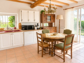 
                                                                                        Vente
                                                                                         Maison 5 chambres
