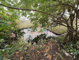 Vente
Maison 5 chambres, jardin, rivière, centre ville