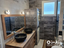 
                                                                                        Vente
                                                                                         Maison 5 p. piscine, dépendances - plage à pieds