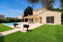 
                                                                                        Vente
                                                                                         maison 5 pièces - 155 m² - Landiras