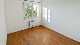 
                                                                                        Vente
                                                                                         Maison 5 pièces