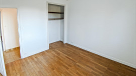 
                                                                                        Vente
                                                                                         Maison 5 pièces