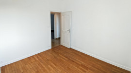 
                                                                                        Vente
                                                                                         Maison 5 pièces