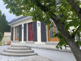 
                                                                                        Vente
                                                                                         Maison 5 pièces
