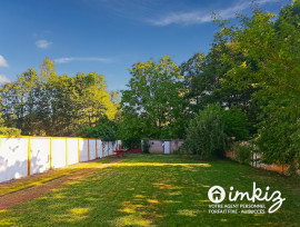 
                                                                                        Vente
                                                                                         Maison 5 pièces