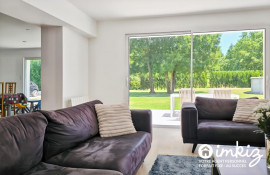 
                                                                                        Vente
                                                                                         Maison 5 pièces