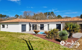 
                                                                                        Vente
                                                                                         Maison 5 pièces