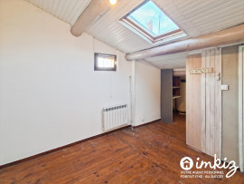 
                                                                                        Vente
                                                                                         Maison 5 pièces