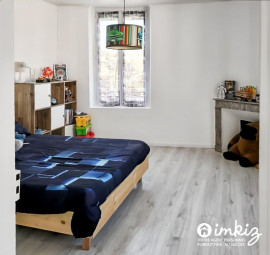 
                                                                                        Vente
                                                                                         Maison 5 pièces