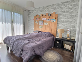 
                                                                                        Vente
                                                                                         Maison 5 pièces