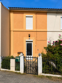 
                                                                                        Vente
                                                                                         Maison 5 pièces
