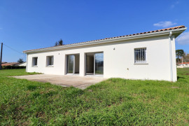 
                                                                                        Vente
                                                                                         Maison 5 pièces