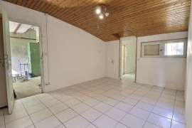 
                                                                                        Vente
                                                                                         Maison 5 pièces