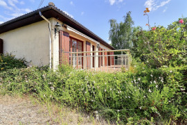 
                                                                                        Vente
                                                                                         Maison 5 pièces