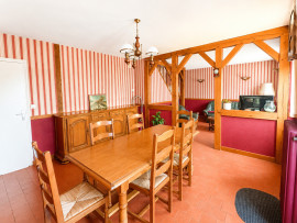 
                                                                                        Vente
                                                                                         Maison 5 pièces