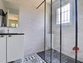 
                                                                                        Vente
                                                                                         Maison 5 pièces