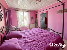 
                                                                                        Vente
                                                                                         Maison 5 pièces